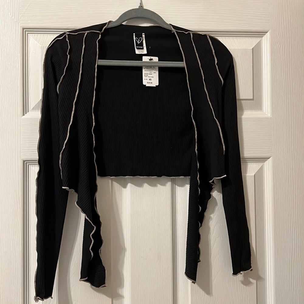 Cropped shirt